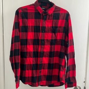 Forever 21 red/black men’s button down size medium